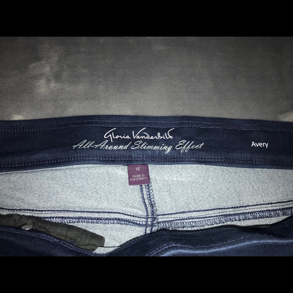 Gloria Vanderbilt Denim Bermuda Short